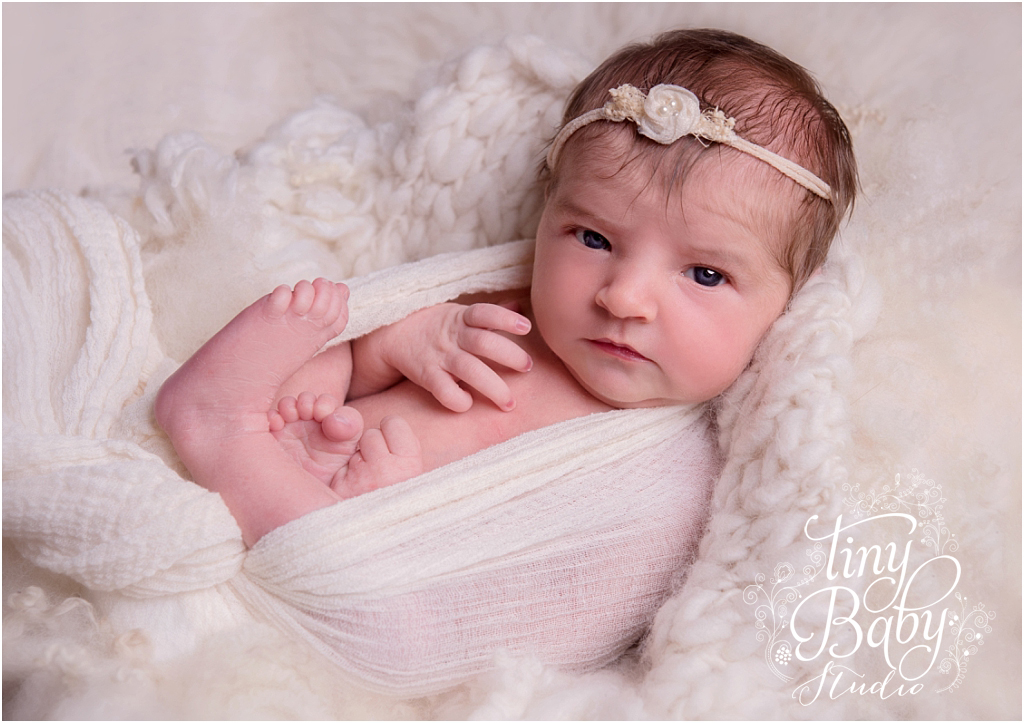 tiny-baby-studio-newcastle-newborn-photographer-wrapped-baby-girl-awake